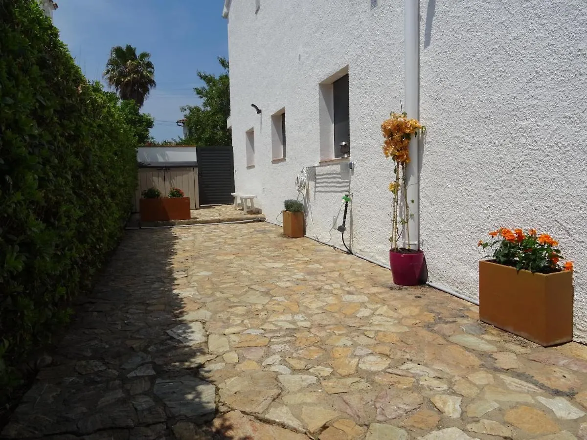 Casa Boby Pres Plage L'Escala Spain